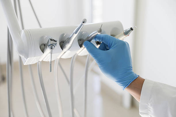 Professional Emergency Dentist technician working in Arcata, CA